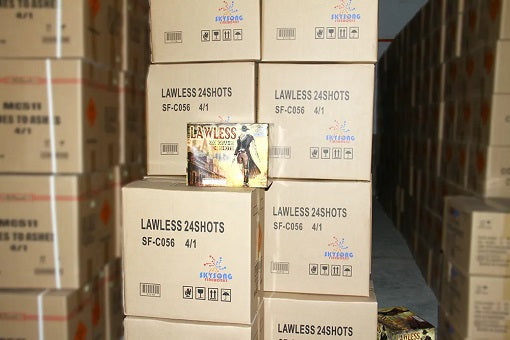 Jeff's Fireworks Lawless 24SHOTS